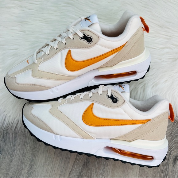 NWT Nike Air Max Pre-Day Women’s Shoes - Picture 5 of 10